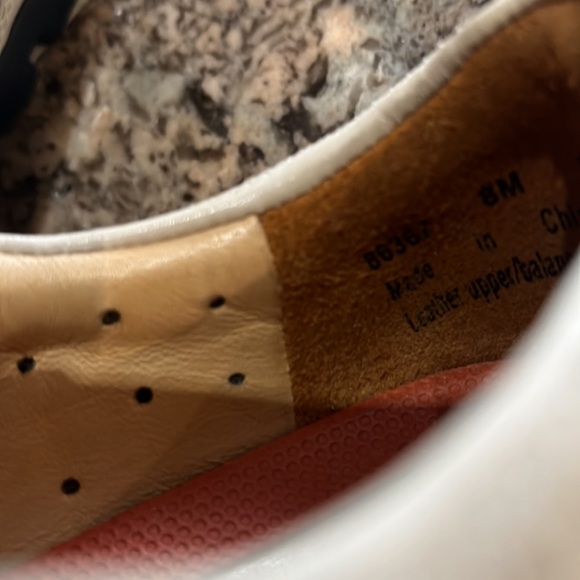 Unstructured Clarks Shoes - Picture 10 of 12